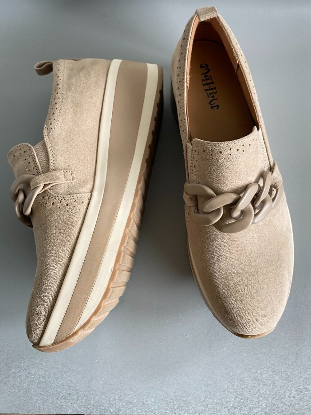 Made Love Maryanne Platform Chain Loafers Taupe Beige Faux Suede Sz 10